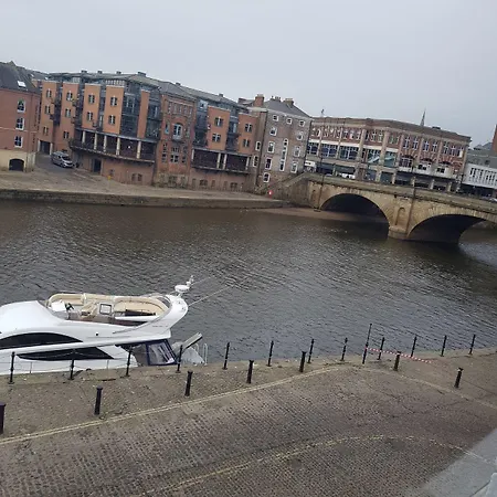 Lil's Bar And Bistro 3* York