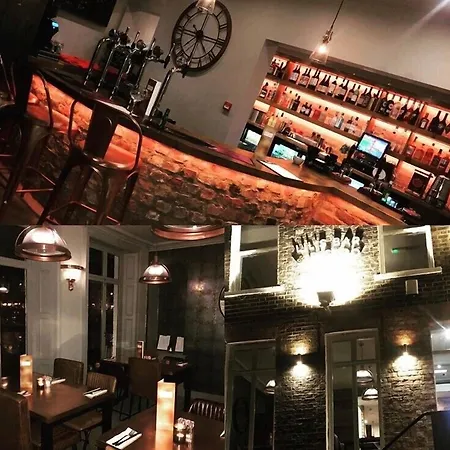 Lil's Bar And Bistro Affittacamere