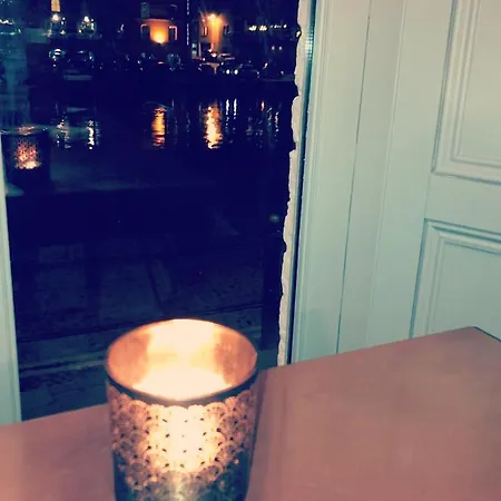 Lil's Bar And Bistro 3*
